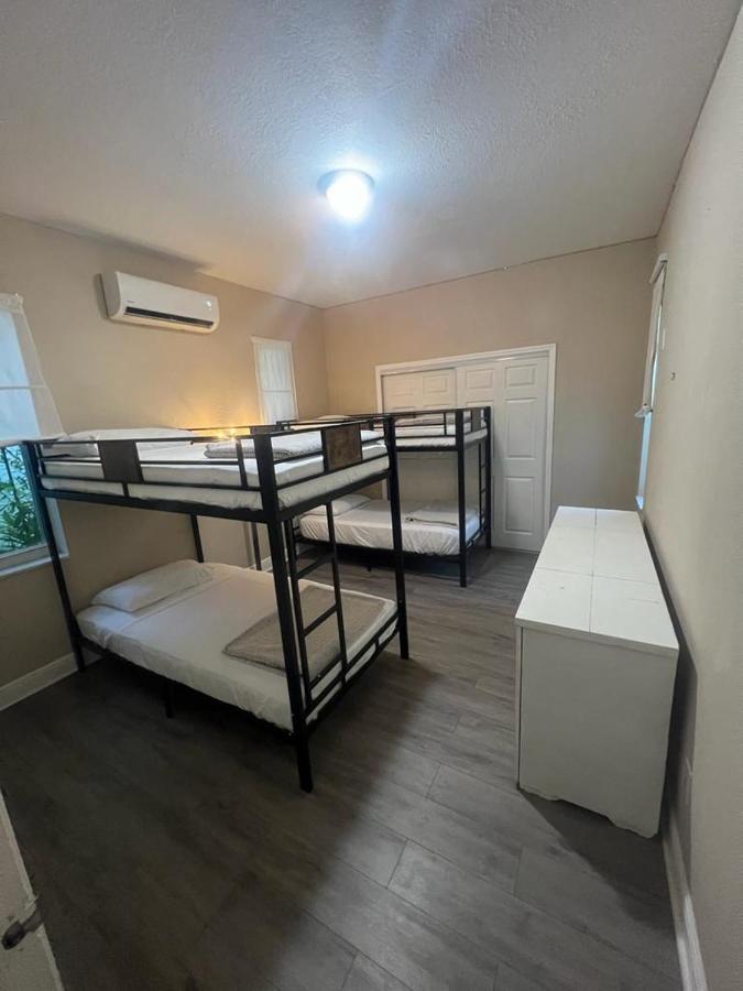 Brazilian Home Coral Gables Extérieur photo